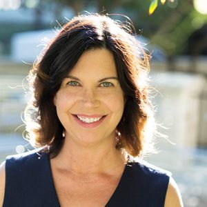 1083 My Strength Is My Story with Courtney Carver, Soulful Simplicity