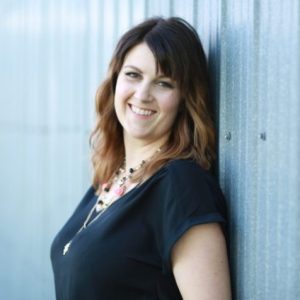 1090 My Strength Is My Story with Sarah Ball, Fearless in 21 Days