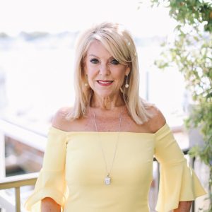 1552 My Strength Is My Story with Tammy Hotsenpiller, Story Club