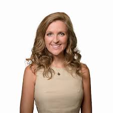 1699 My Strength Is My Story with Julia Jeffress Sadler, Pray Big Things